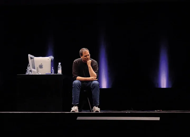 Steve Jobs rehearsing for Macworld keynote in Tokyo, 2001
